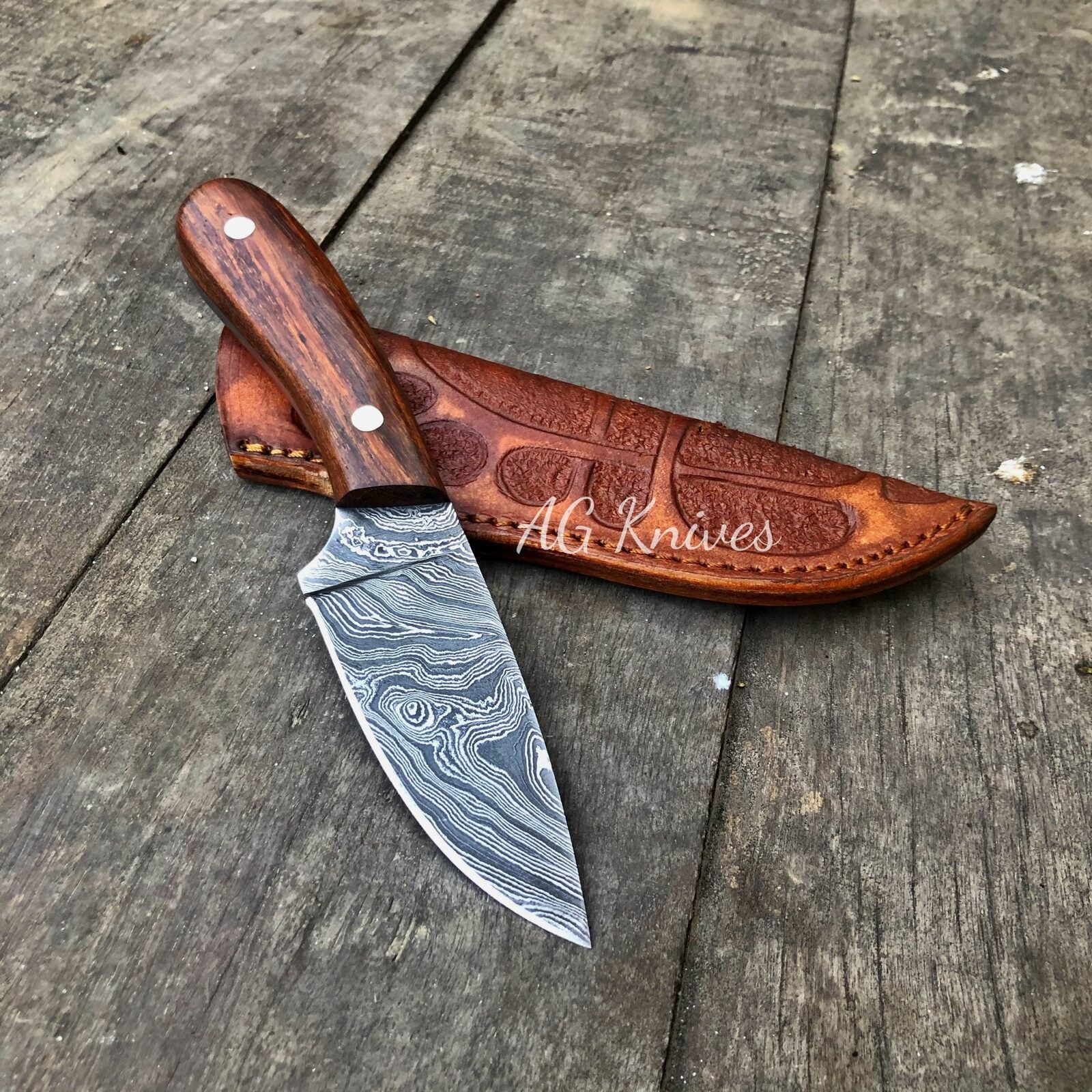 agknives.com/SkinningKnife