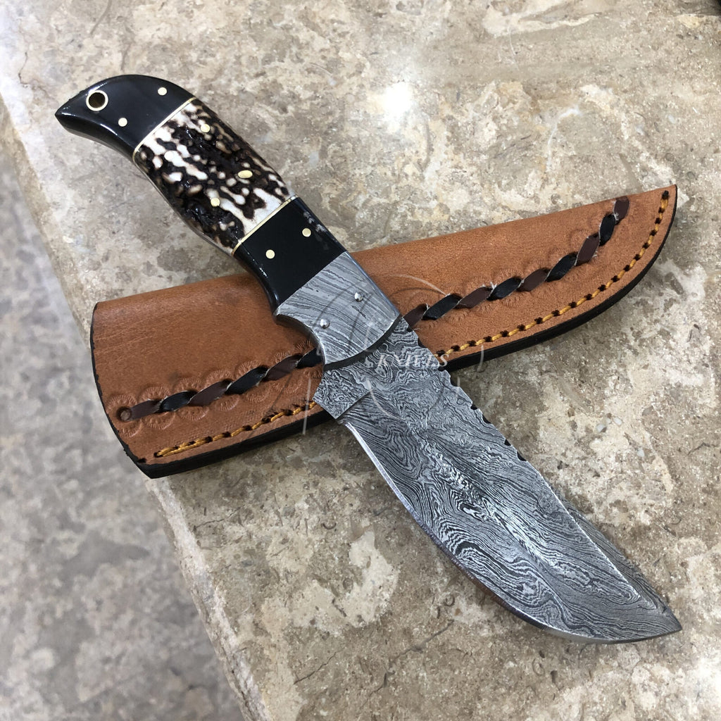hunting knife damascus blade