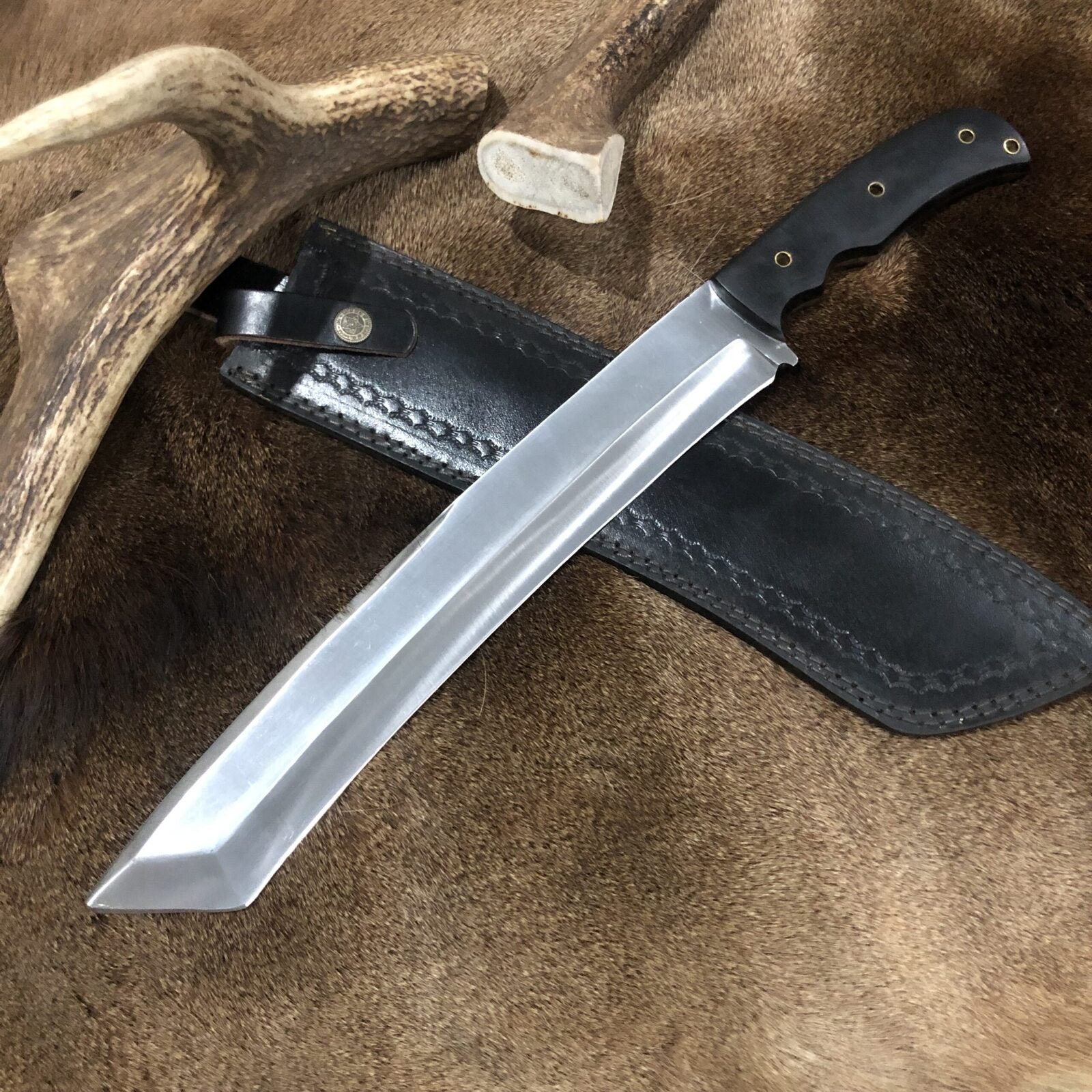 agknives.com/Machete