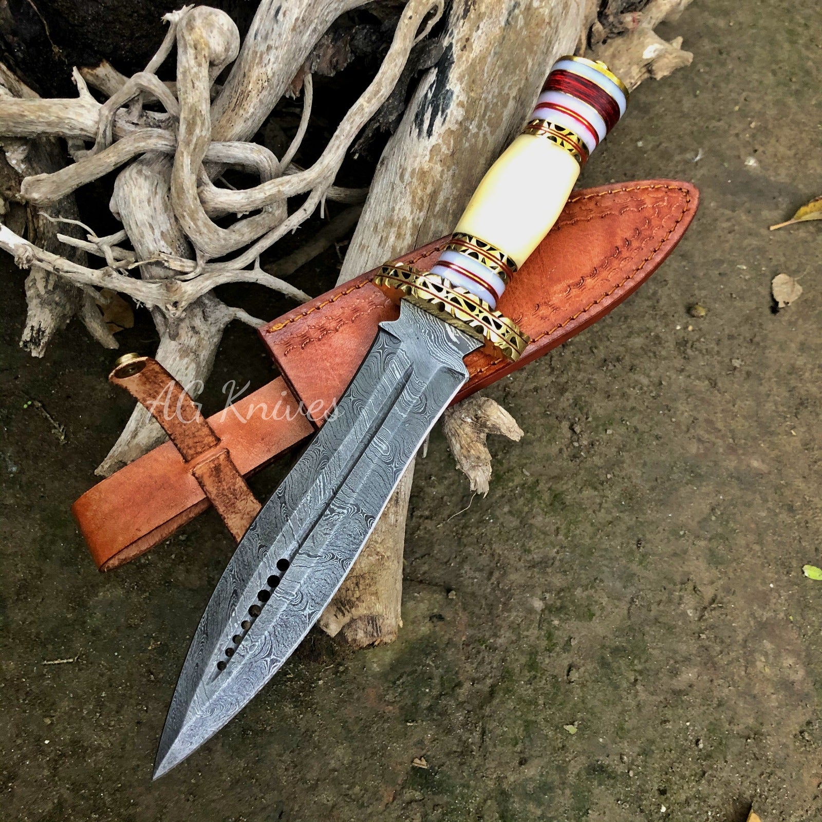 agknives.com/dagger