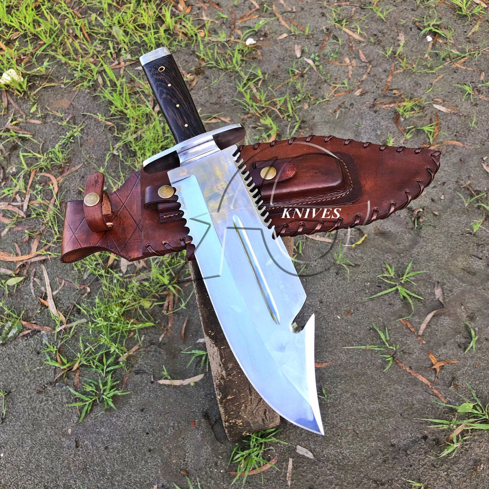 agknives.com/BowieKnife