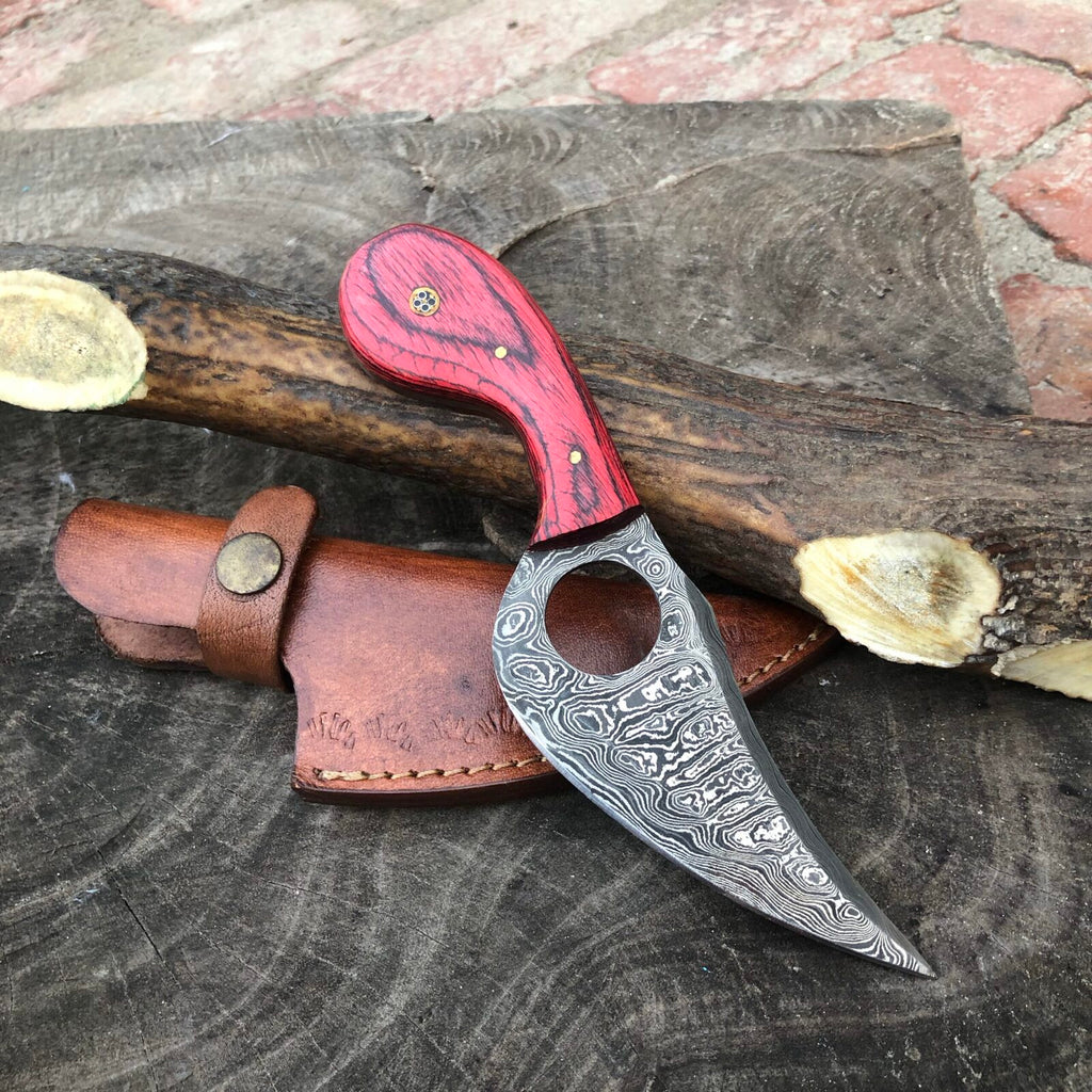 agknives.com/skinningknife