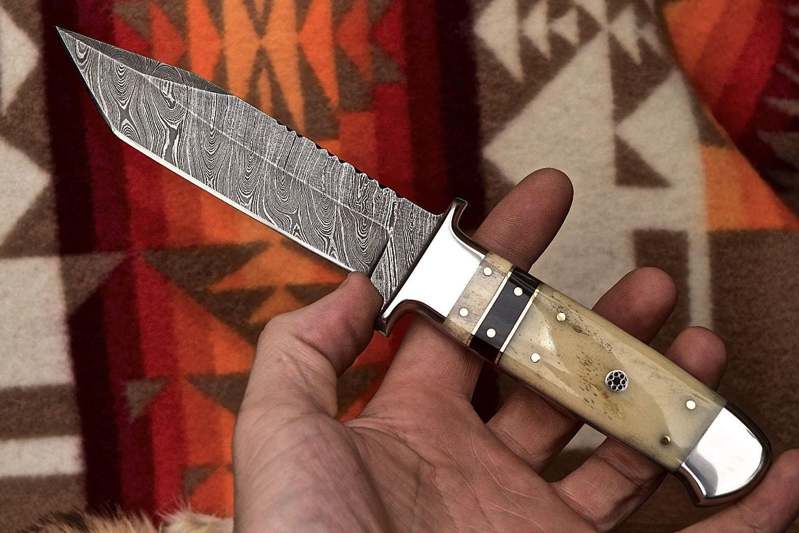 Custom Made Damascus Hand Forged Hunting Saxy Point Blade Knife With Sheath