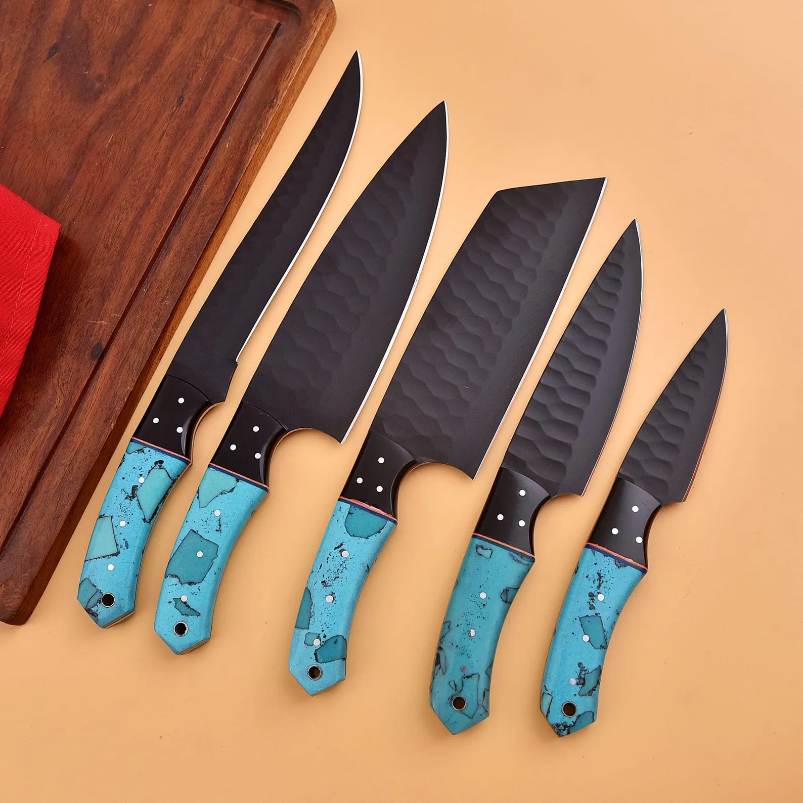 Captivating 5 Pcs Handcrafted Kitchen Knife Set Black Blade With Leather Roll Case