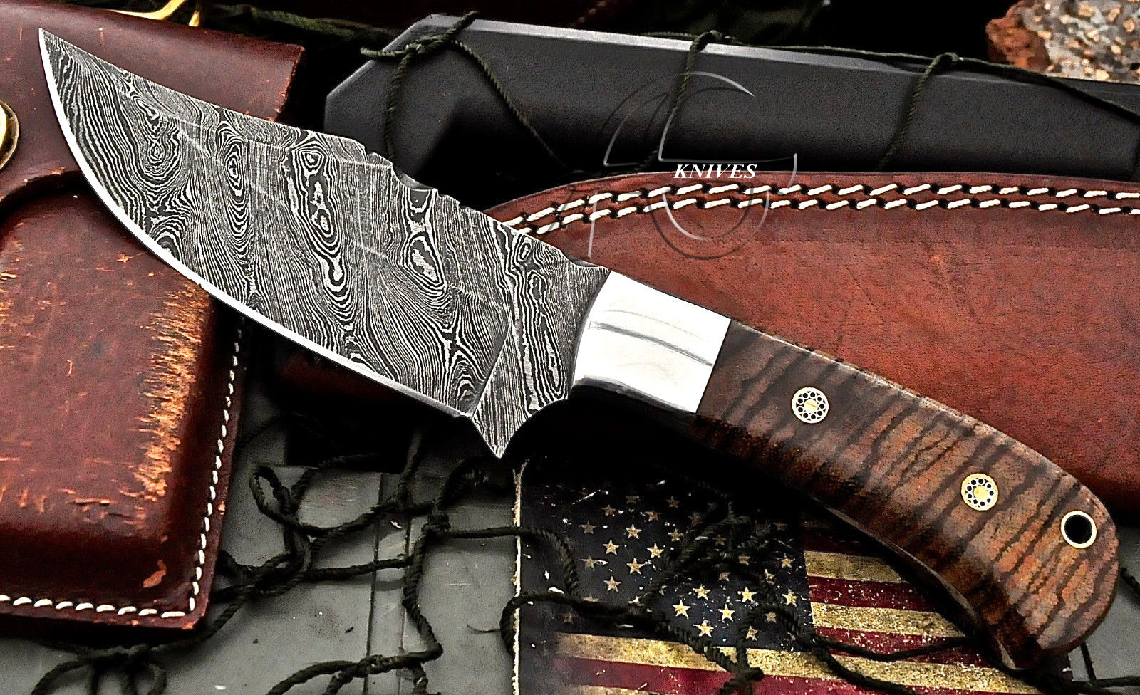 8" Hand Forged Damascus Steel Skinner Knife with Wood Handle & Handcrafted Sheath
