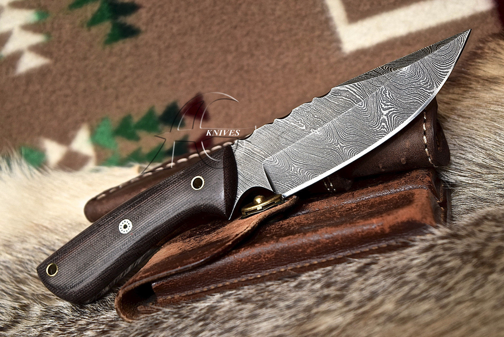 8" Hand Forged Damascus Steel Hunting Knife with G10 Handle & Handcrafted Sheath
