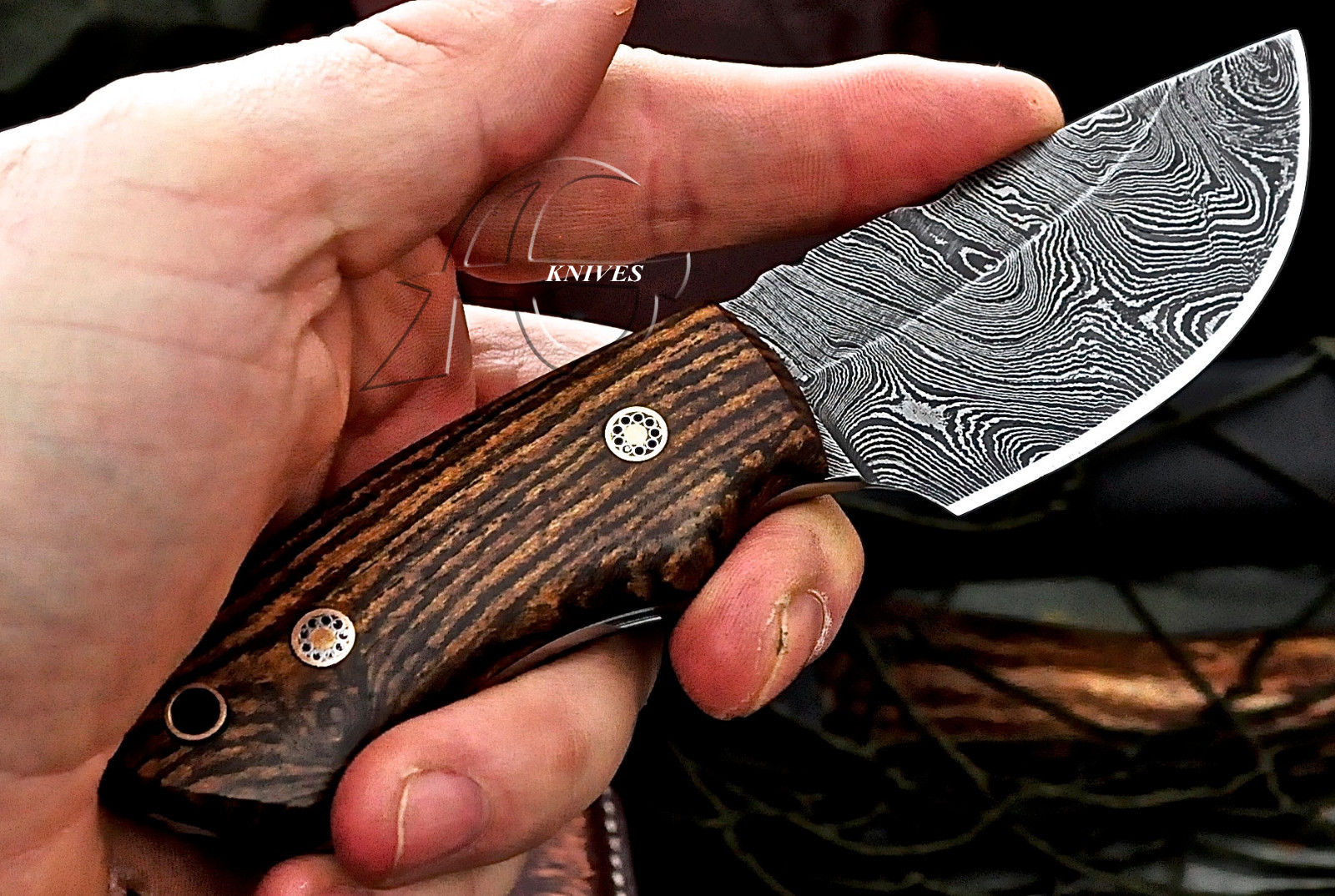 6" Hand Forged Damascus Steel Skinner Knife with Wood Handle & Handcrafted Sheath