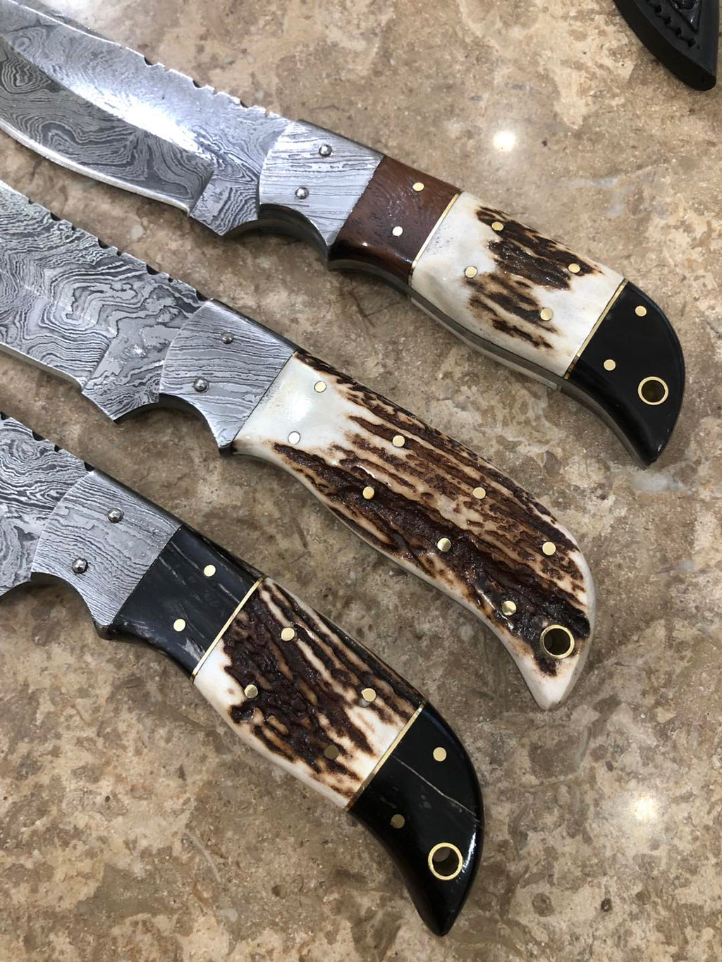 Custom Hand Forged Damascus Hunting Skinning Knives With Leather Cover