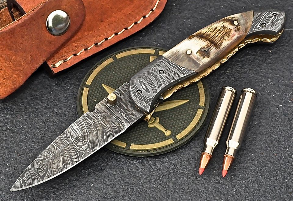 Damascus Steel Folding Knife Handcrafted Mountain Sheep Horn Handle Hunting Knife