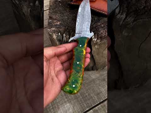 Custom Made Hunting Knife Damascus Blade Green Yellow Resin Handle 9" Leather Sheath