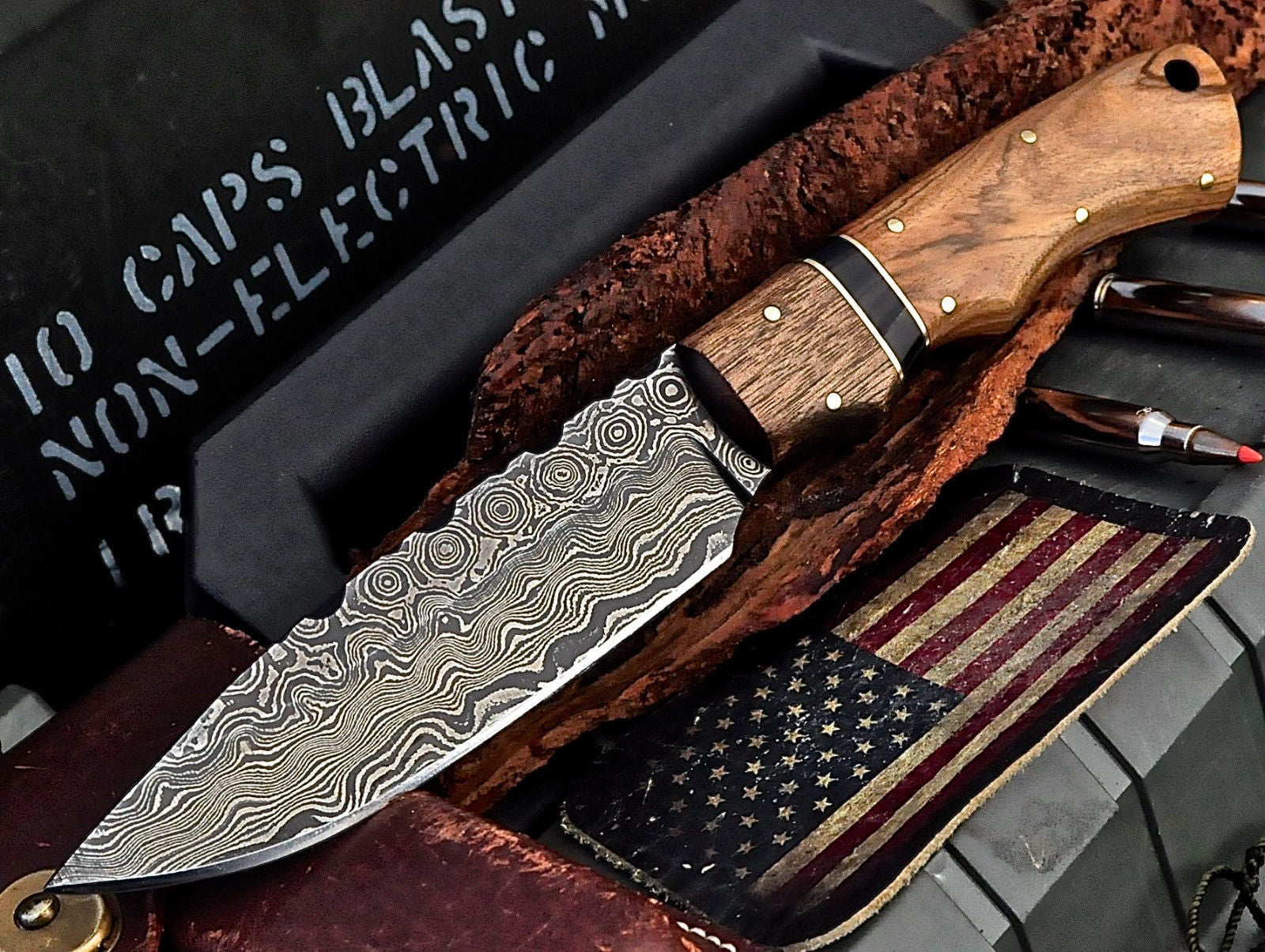 Kingwood Damascus Skinning Knife 9" Hand Forged Hunting Blade With Sheath